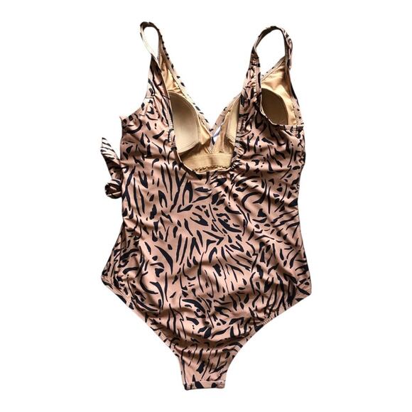 ModCloth NWT Sexy Supportive Animal Print VNeck Bonita One Piece Swimsuit Medium - Picture 5 of 10